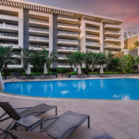 شقة فندقية عائلية بجانب المطار منتجع اوشن بلو Cairo Exterior photo