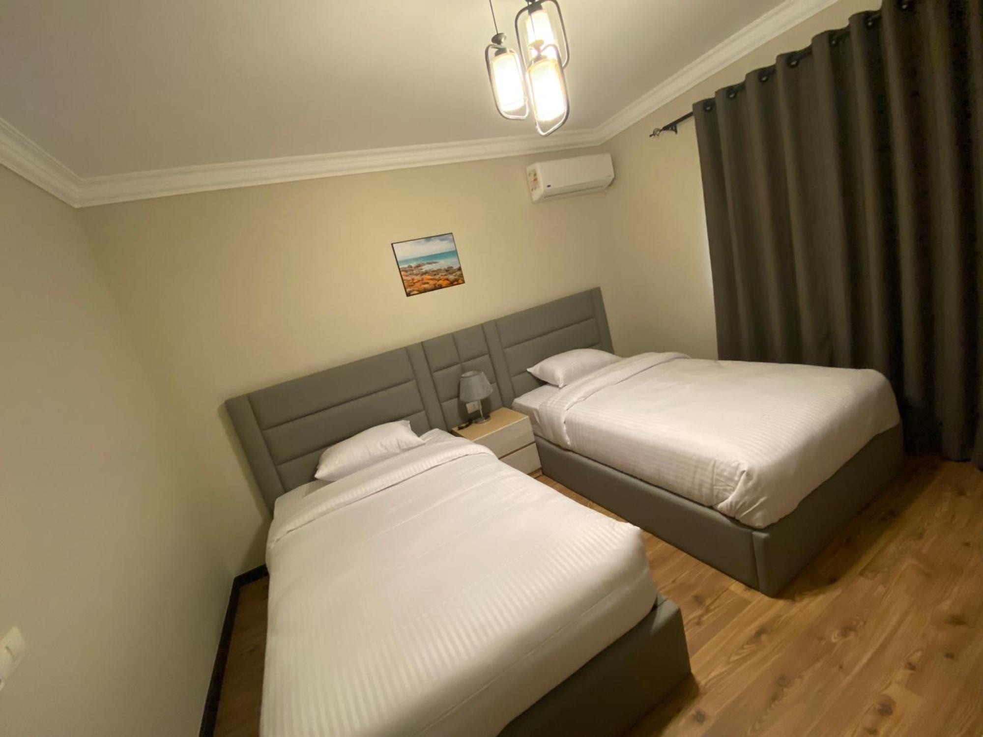 عائلية بجانب المطار اوشن بلو Apartment